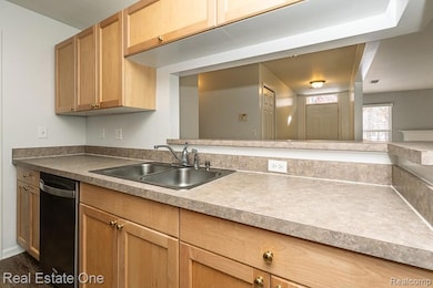 3491 Tremonte Cir S, Rochester, MI 48306 - photo 7