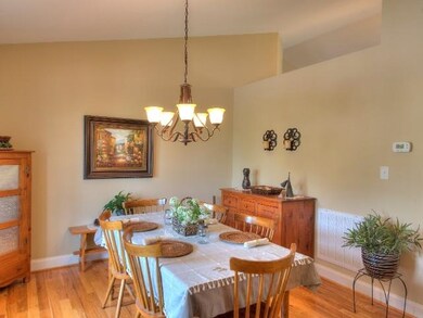 107 Stonewall Jackson Blvd, Staunton, VA 24401 - photo 6