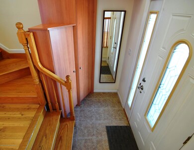 (3) Entry Foyer