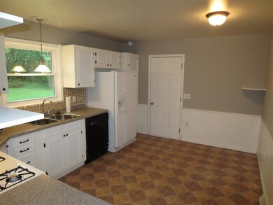 18090 Chipstead Dr, South Bend, IN 46637 - photo 4