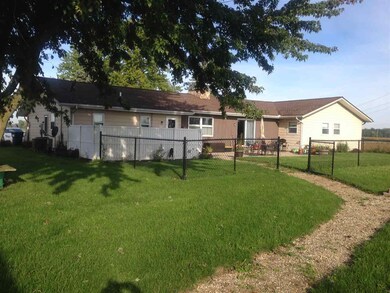 4881 N 300 E, Huntington, IN 46750 - photo 2