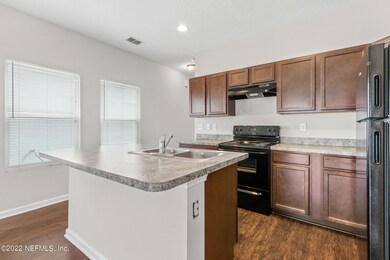 8215 Dandy Ave, Jacksonville, FL 32211 - photo 6