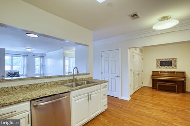 Dominion Heights unit 302, Arlington, VA 22207 - photo 6