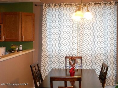 455 Chestnut Ave, Kingston, PA 18704 - photo 7