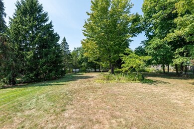 71 Pine St, Danvers, MA 01923 - photo 5