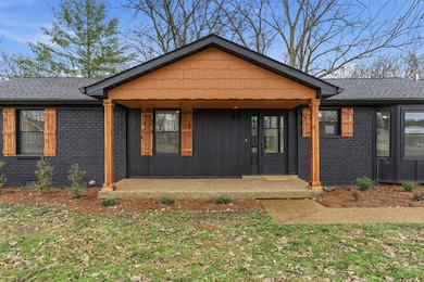 421 Clifton Dr, Goodlettsville, TN 37072 - photo 2