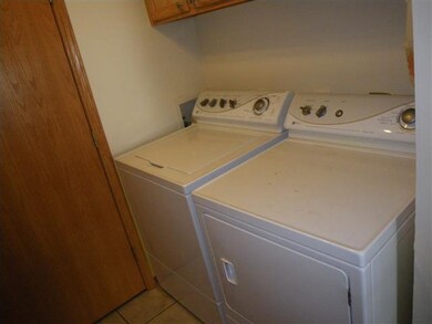 133 Debbie Dr, Evansville, WI 53536 - photo 6