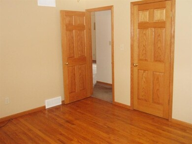 1115 N Indiana St, Griffith, IN 46319 - photo 7
