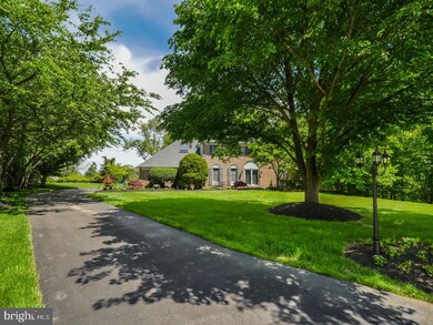 146 Drew Dr, Feasterville Trevose, PA 19053 - photo 2