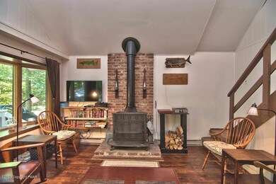 2374 Overlook Ln, Pocono Pines, PA 18350 - photo 6