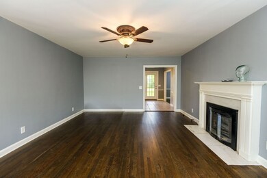906 S Brittain St, Shelbyville, TN 37160 - photo 5