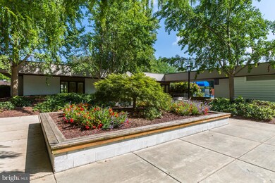 6168 Encounter Row, Columbia, MD 21045 - photo 3