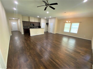 7637 Tully St, Houston, TX 77016 - photo 6