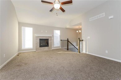 207 N Franklin St, Raymore, MO 64083 - photo 2
