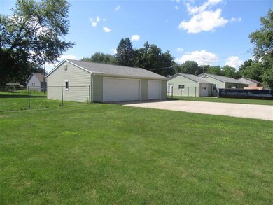 5430 S Baxter Ln, Janesville, WI 53546 - photo 3