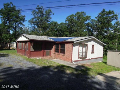 190 Sugar Maple Ln, Gerrardstown, WV 25420 - photo 2