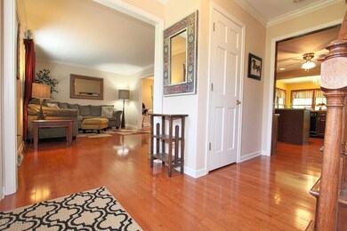 7 Captains Ct New Albany home for sale 2