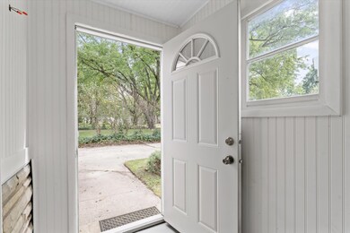 2138 Lewis Dr, Niles, MI 49120 - photo 4