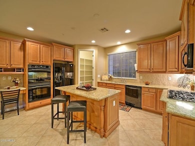 Island Kitchen w/Pantry