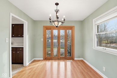 2704 Lakewood Dr N, Indianapolis, IN 46280 - photo 6