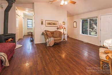 1680 SE Virginia Rd, Bend, OR 97702 - photo 5