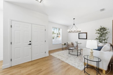 18020 Sparrows Nest Dr, Lutz, FL 33558 - photo 4