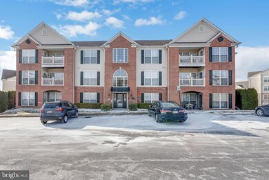 2509 Shelley Cir unit TB, Frederick, MD 21702 - photo 2