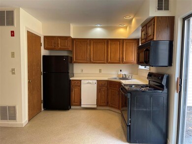 133 Colonial Dr unit 403, White River Junction, VT 05001 - photo 7