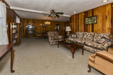 003_Living Room