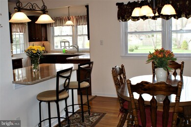 27 Sheffield Rd, East Windsor, NJ 08520 - photo 5