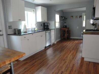 Flax Street Dennis 025