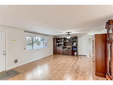 1350 N Manzanita St, Canby, OR 97013 - photo 5