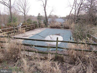 6535 Sunset Dr, Sykesville, MD 21784 - photo 5