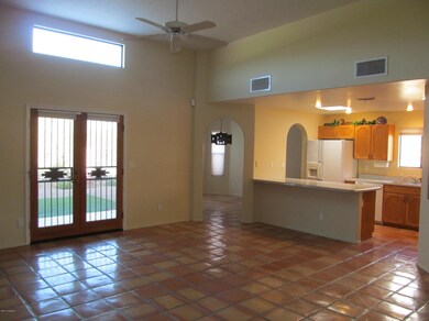 505 S Edgeside Ave, Tucson, AZ 85748 - photo 6