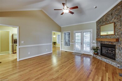 931 E Chamberlin Dr, Asheboro, NC 27205 - photo 4