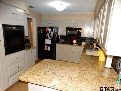 6106 6106 Stoneleigh, Tyler, TX 75703 - photo 4