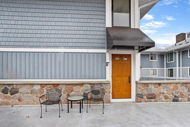 400 Lakeview 37F, Spring Lake, 49456 (53
