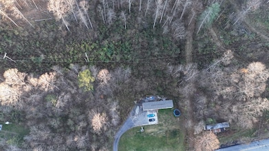 8018 Beauty Rd, Warfield, KY 41267 - photo 5