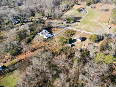 6938 Glover Rd, Chattanooga, TN 37416 - photo 7