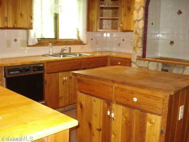 4110 Duffers Ln, Greensboro, NC 27407 - photo 4