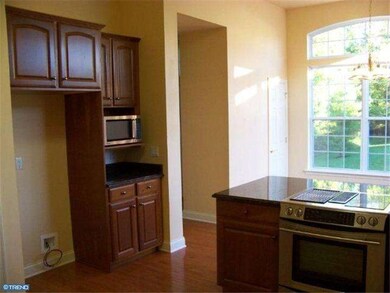 2309 Hollow View Dr, Easton, PA 18040 - photo 4