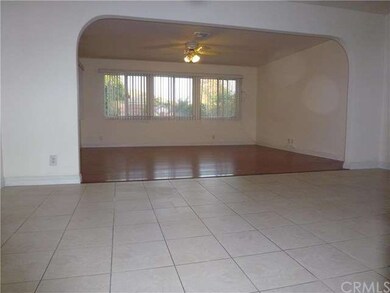 LIVING ROOM & FAMILY ROOM.