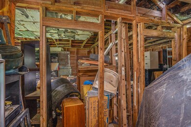 5709 Wayne St, Houston, TX 77026 - photo 6