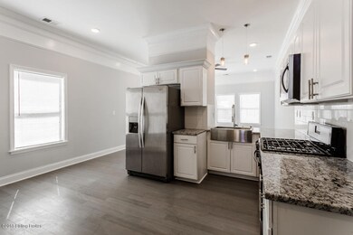 305 S Spring St-4