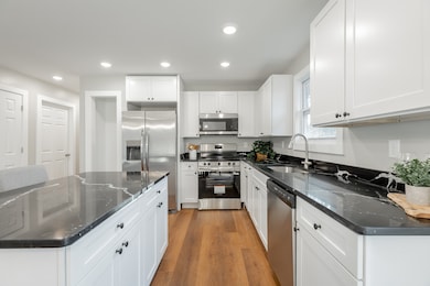 2414 Leann Cir, Chattanooga, TN 37406 - photo 4