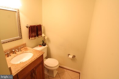 15108 Dufief Dr, North Potomac, MD 20878 - photo 6