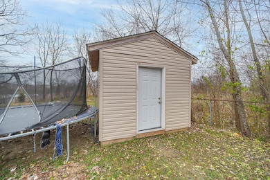 546 Emmit Ave-6