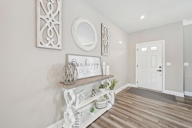 11-web-or-mls-Walker Pointe Dr-011