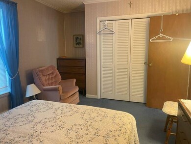 187 Mount Forist St, Berlin, NH 03570 - photo 3