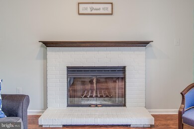 6228 Derby Dr, Frederick, MD 21703 - photo 5